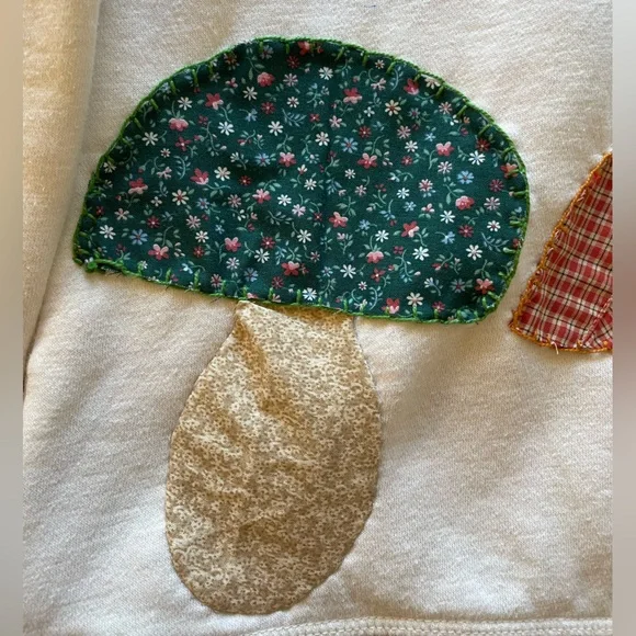 Eddie Bauer Mushroom patchwork white cotton hoodie - Picture 13 of 16